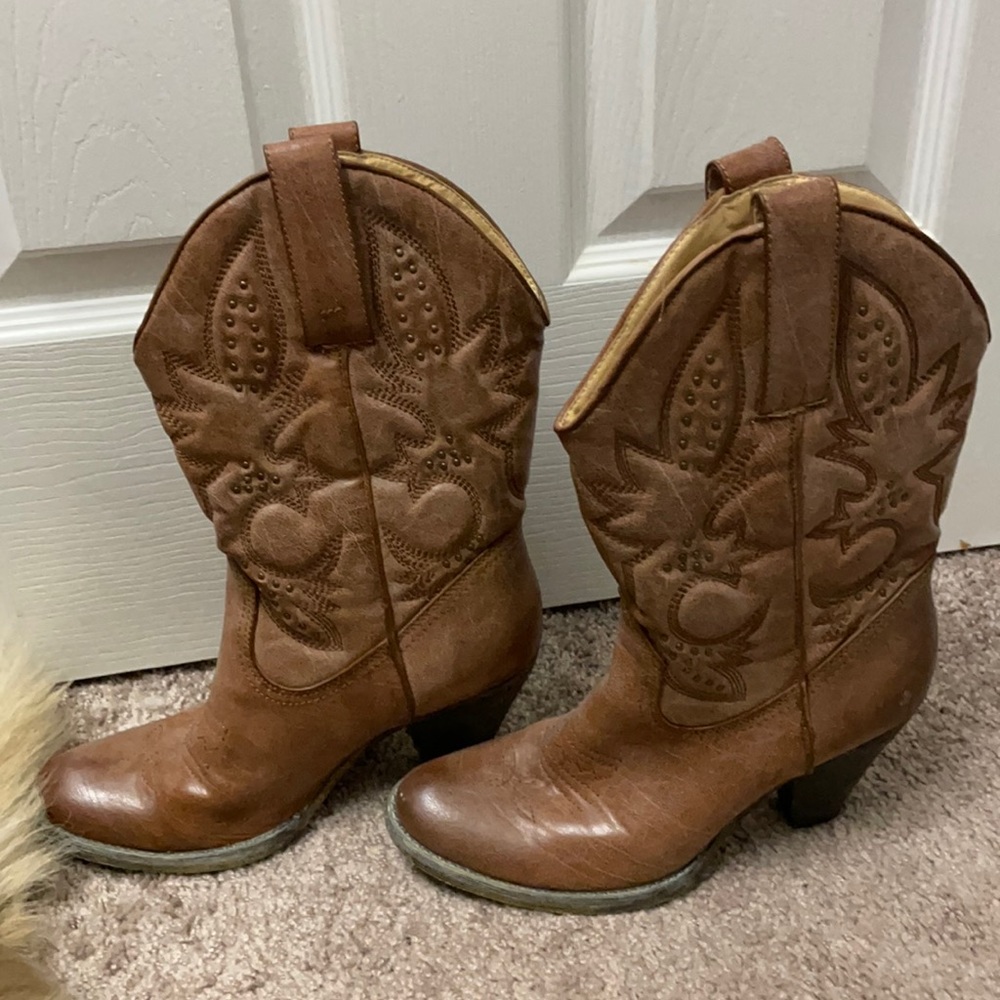 High heeled cowboy boots